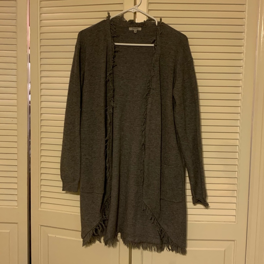 Gray Long Cardigan with pockets and fringe
